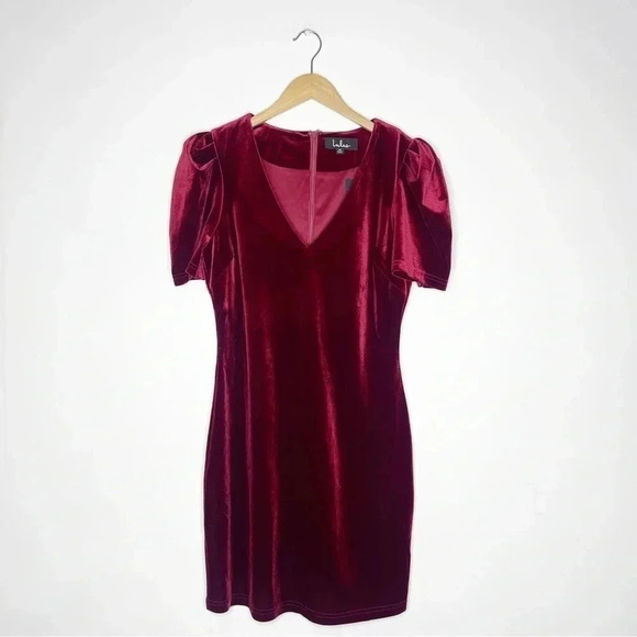 Lulus Wine Red Velvet Puff Sleeve Bodycon Mini Dress Size Medium NWT - Picture 5 of 7
